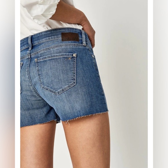 2 pair of jeans and 1 shorts New with tags Mavi Jeans, Joggers and shorts - Picture 16 of 17